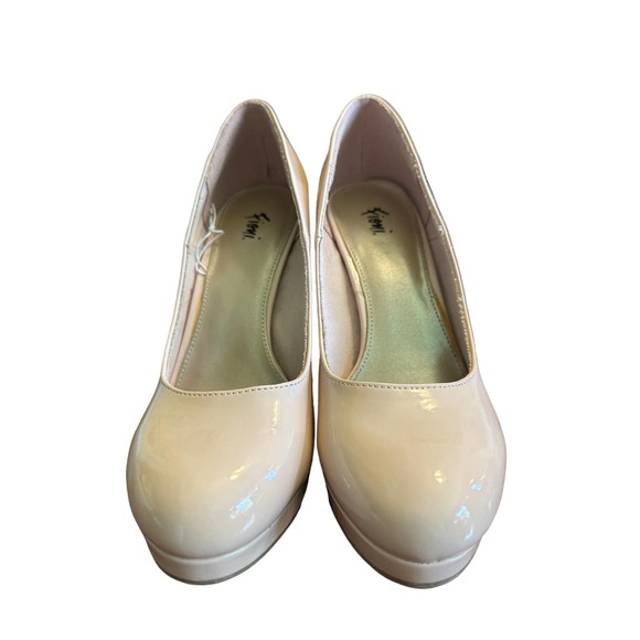 Fioni Women's Nude Tan Beige Patent Leather High Heels Size 7.5 - Picture 1 of 10